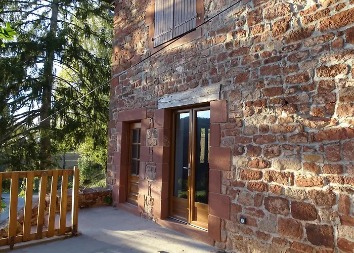 De Ségonzac Hébergement de vacances *